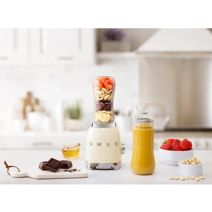 Smeg 50's Style Krem Kişisel Blender Tritan™ Renew