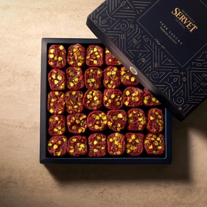 Bercekız Servet Şekerleme Servet Şeker İlavesiz Çilekli Antep Fıstıklı Lokum 1250 gr