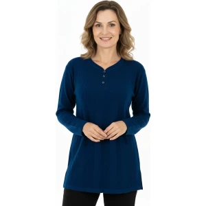 Kadın Kışlık Kendinden Motifli Armut Yaka Üç Düğmeli Normal Kesim Likralı Pamuklu Kardelen Dokuma Anne Kazak