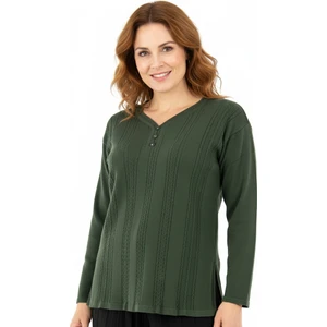 Kadın Kışlık Kendinden Motifli Armut Yaka Üç Düğmeli Normal Kesim Likralı Pamuklu Kardelen Dokuma Anne Kazak