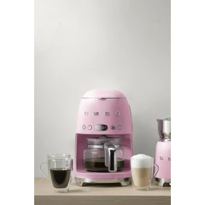 SMEG DCF02PKEU PEMBE FİLTRE KAHVE MAKİNESİ