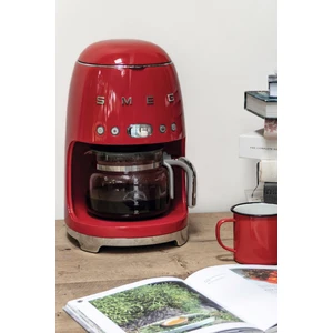 Smeg 50'S Style Retro Kırmızı Filtre Kahve Makinesi DCF02RDEU 