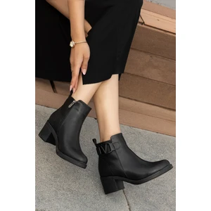 Rodop Kadın Tokalı Soğuk Geçirmez Bot