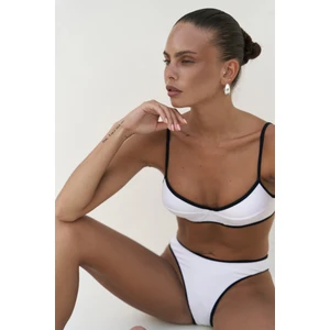 Laili Kontrast Şerit Detaylı Beyaz Bikini Altı