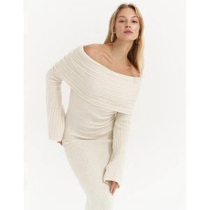 Valencia Carmen Yaka Ekru Uzun Triko Elbise