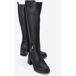 Moreni Siyah Cilt Streç Detaylı Tokalı Kadın Kalın Topuklu Çizme