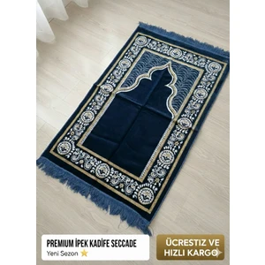 Lüks Kadife Namazlık Seccade Seti | Yumuşacık Dokulu, Püsküllü ve Kaliteli | Özel Günler Için Ideal Hediye | Çeyizlik Namaz Elbisesi ve Namaz Başörtüsü ile Uyumlu Tasarım | Konforlu Ibadet Deneyimi