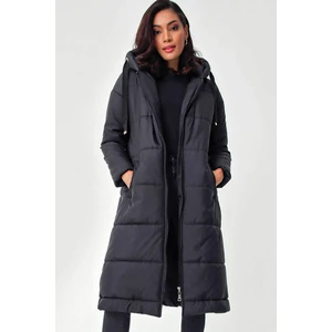 Kapşonlu Uzun Şişme Siyah Kadın Mont 5120