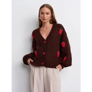 60185 Yün Karışımlı Çilek Nakışlı Hırka-Kahve