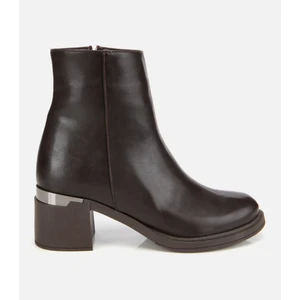 01BOH314910A480 KADIN Kahverengi Metal Detaylı Kalın Tabanlı Bilekte Düz Bot