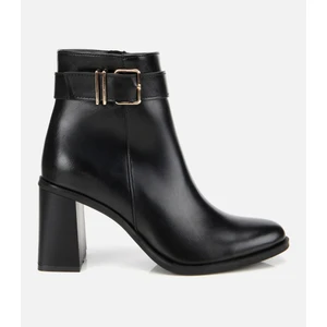 Kadın Siyah Tokalı Topuklu Bilekte Bot