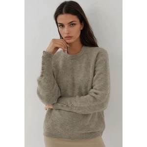 Kadın Yumuşak Dokulu Düğme Detaylı Uzun Kollu Triko Kazak Açık Gri