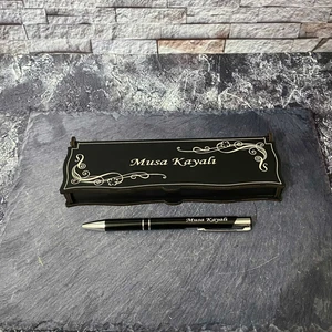 Sanat Hediyelik  Metal Tükenmez Kalem Isimli + Ahşap Kutu - Öğretmen - Hediye- Kişiye Özel- Avukat -Baba