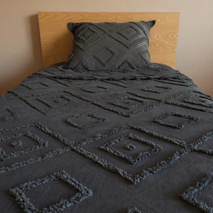 Iskandinav Püsküllü Tek Kişilik Yatak Örtüsü Antrasit 180 x 250 Tek Yastık
