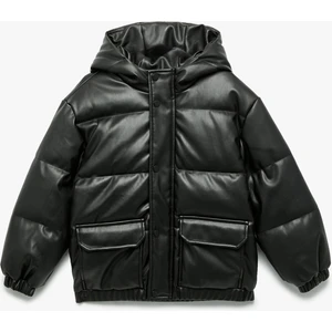 Uzun Kollu Kapşonlu Suni Deri Ceket