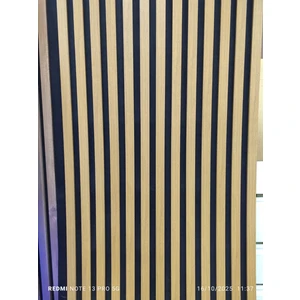 Teak Akustik Duvar Paneli