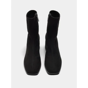 Süet Görünümlü Bot