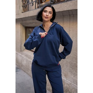 Kadın Yarım Fermuarlı  Sweatshırt ve Paçası Lastikli Eşofman Takımı