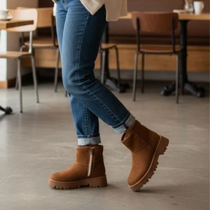 Ne&Ve Shoes Taba Lüx Süet Fermuarlı Içi Peluş Astarlı Kadın Günlük Bot