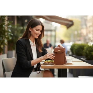 EYCH LAİLA Kadın Telefon Çantası – Kartlık Bölmeli, Minimalist ve Şık Tasarım