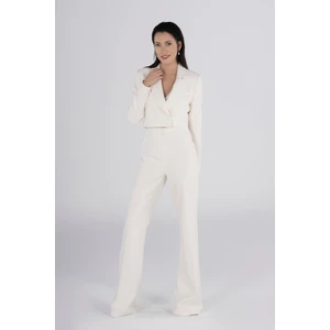 Kadın Beyaz Takım - Kısa Ceket ve Ispanyol Paça Pantolon | Dört Mevsim Şık Kombin, Özel Gün ve Günlük Kullanıma Uygun