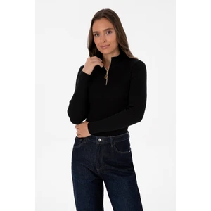 U.S. Polo Assn. Kadın Siyah V Yaka Fermuarlı Kazak 50316869-VR046