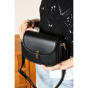 Asel Çanta, 3 Bölmeli, Kilit Detaylı, SİYAH Bayan Çapraz Çantası