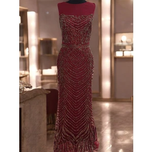 Yeni Sezon Kırmızı Taş ve Payet Işlemeli Şık Davet Elbisesi  Abiye Elbise