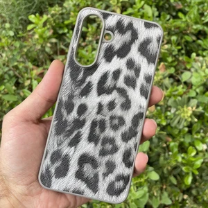 Samsung Galaxy A56 Kılıf Leopar Desenli Içi Kadife Kapak