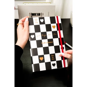 Matt Notebook 2026 Yılı Günlük Ajanda 16X24 cm - 12 Aylık Dama