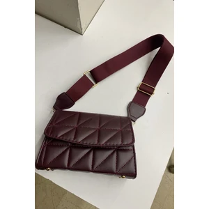 Kadın Siyah Çapraz Kapitone Çanta Capitone