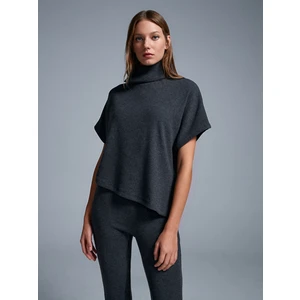 32239 Asimetrik Kesim Boğazlı Top-Antrasit