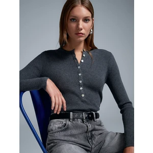 10819 Yün Karışımlı Ince Triko-Füme M.