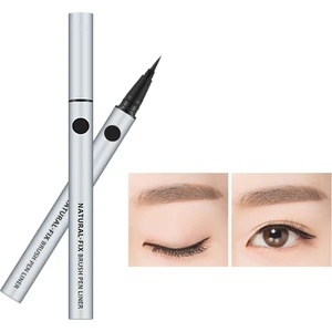 Natural Fix Brush Pen Eyeliner Siyah Renk Hassas Uç ile Kolay Uygulama