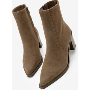 Kadın Sivri Burun Fermuarlı Kalın Ökçe Topuklu Bot Ranka Kahve Süet