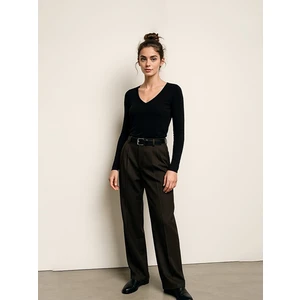 Uzun Kollu V Yaka Basıc Siyah Sweatshırt