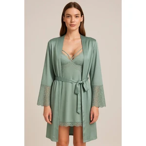 Cherry Queen Kadın Premium Saten Dantel Detaylı Sabahlık & Gecelik Ikili Takım – Özel Kutulu Çeyizlik Hediye Seti