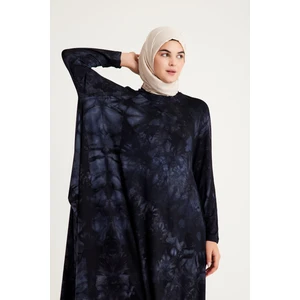 1220_Kadın Asimetrik Kesim Batik Desenli Plistre Tesettür Tunik