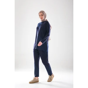 2283_PATCH ve Dikiş Detaylı Esnek Kumaş Tesettür Kadın Spor Eşofman Takımı –cepli Havuç Fit Pantolon