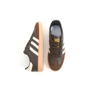 Friend & Trend Şeritli Ince Taban Bağcıklı Trend Kadın Spor Ayakkabı