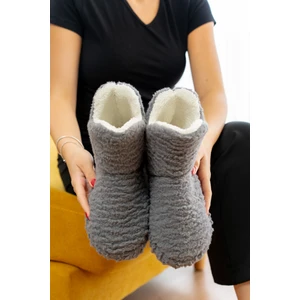 Sessiz Taban Kadın Şık Günlük Çeyiz Terlik Kapalı Ev Botu