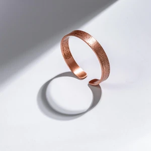 Sırlı Sepet Dışı Doku Desenli Içi Dua Işlemeli Bakır Bilezik