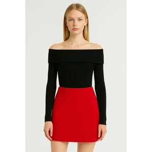 Gigi Giyim Fitilli Madonna Yaka Kadın Bluz Siyah