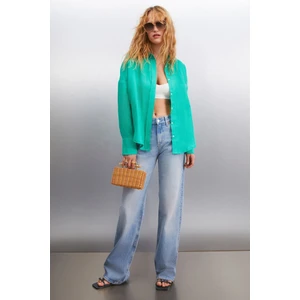 Gaıa Kadın Oversize Kalıp %100 Keten Uzun Kollu Tek Cepli Yeşil Gömlek