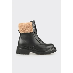 Siyah Kadın Günlük Bot