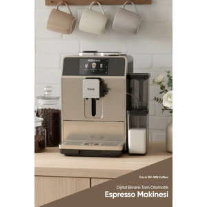 Dijital Ekranlı Tam Otomatik Espresso Kahve Makinesi 24 Sıcak ve Soğuk Içecek EM-1592 Coffero