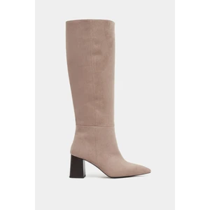 Nişantaşı Shoes Briar Koyu Bej Süet Sivri Burun Kadın Topuklu Çizme