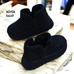 KAFKASLAR AYAKKABI Ug Model Kısa Boy Dikişli Taban Tüylü Bayan Bot Bootie