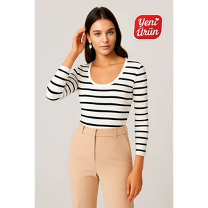 Havuz Yaka Uzun Kol Fitilli Bluz