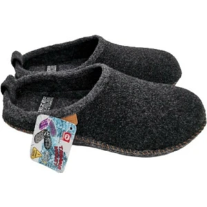 13653 Siyah Erkek Keçe Ev Terliği Ses Yapmaz ve Kaymaz Tabanlı